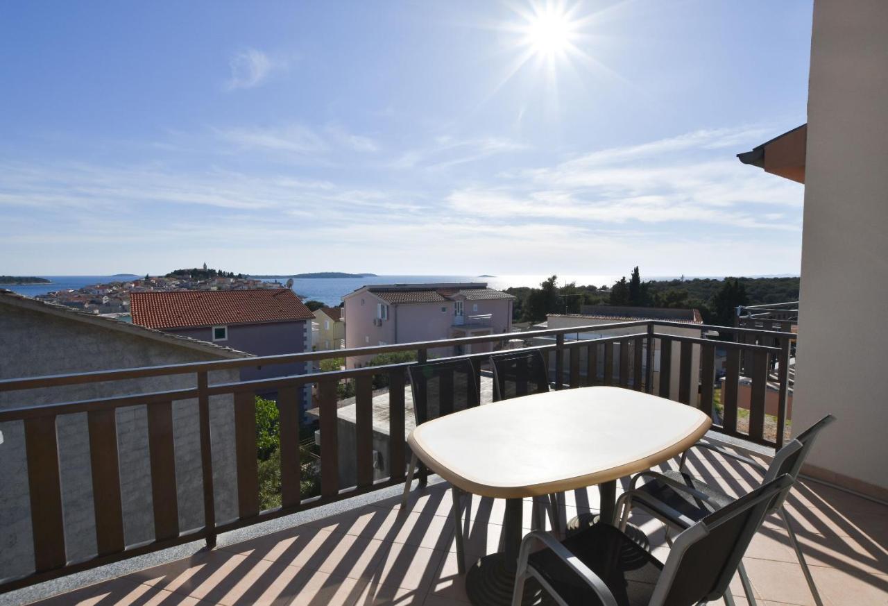 Apartments Karmen I Primošten Exteriér fotografie